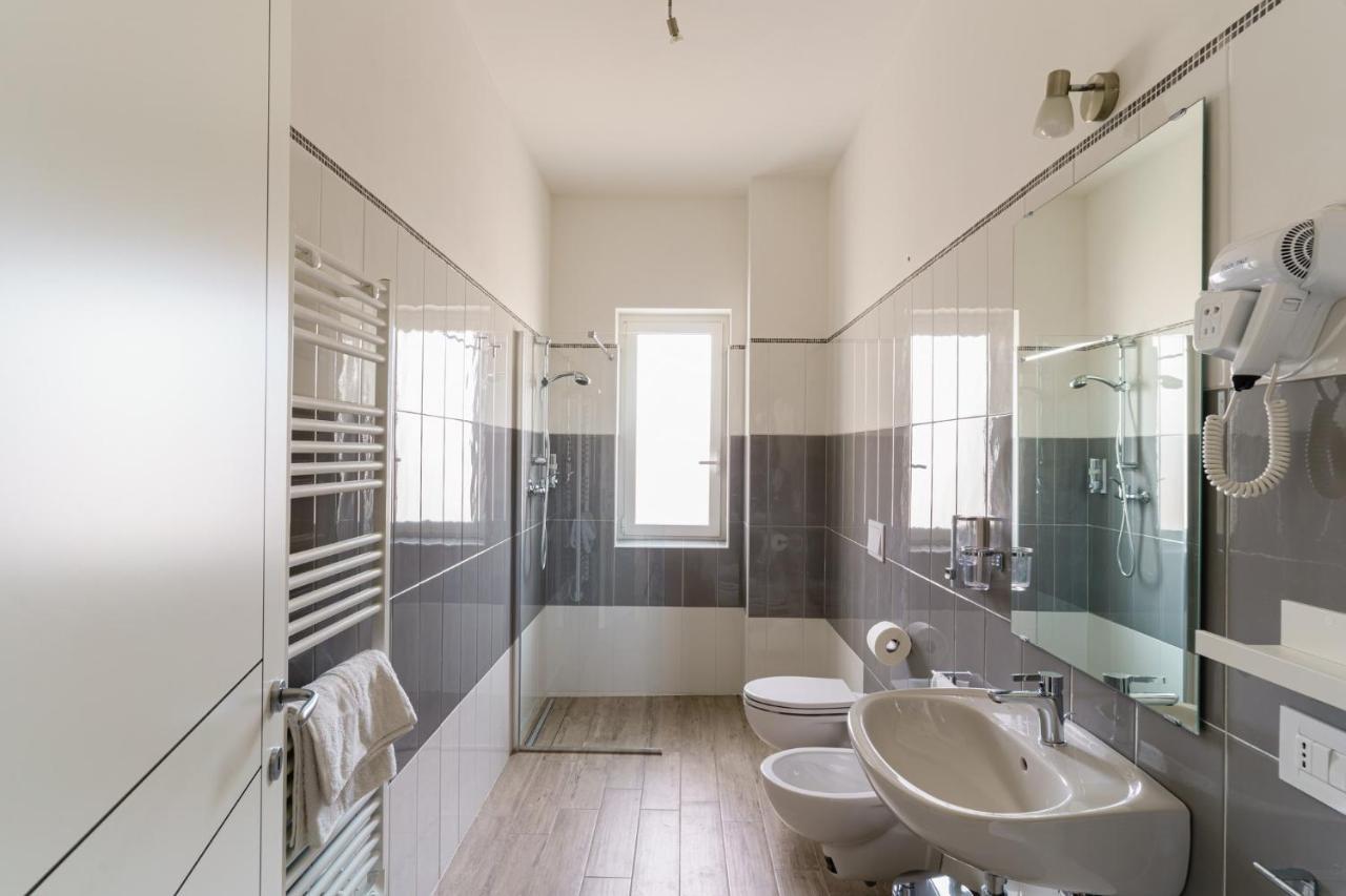 Le Marine Rooms Bisceglie Exterior foto